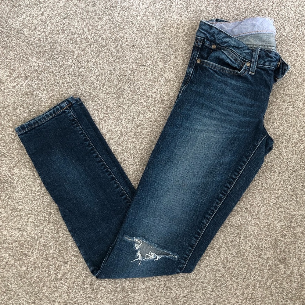 Gap Distressed Jeans - Limited Edition